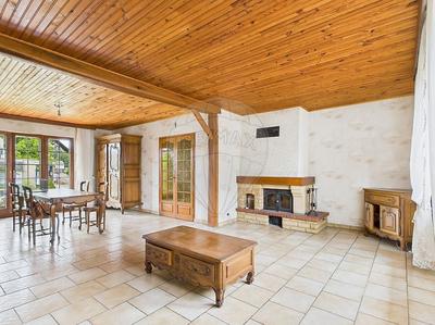 Maison - 126 m² - 7 pièces