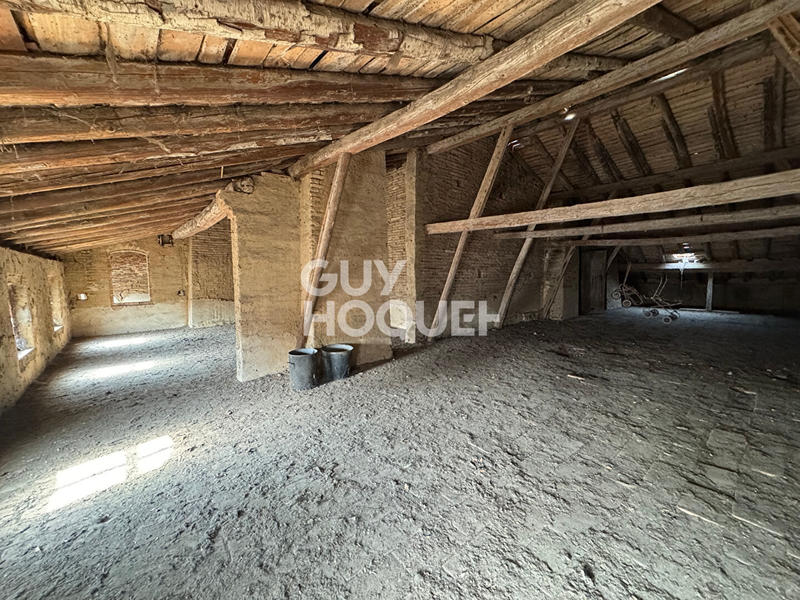 Maison - 212 m² - 8 pièces