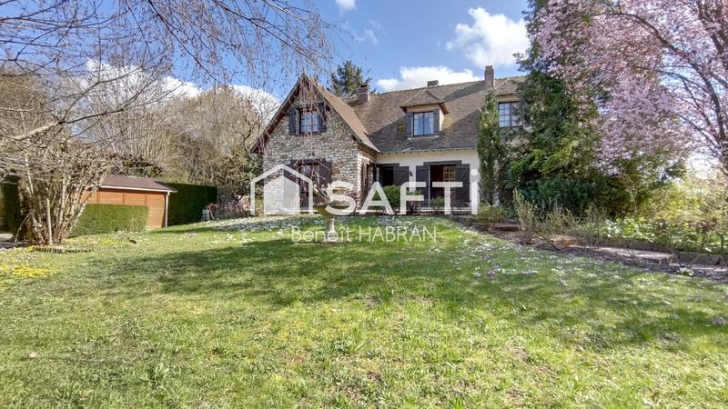 Maison - 230 m² - 8 pièces