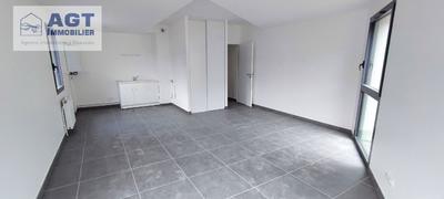 Appartement - 83 m² - 3 pièces