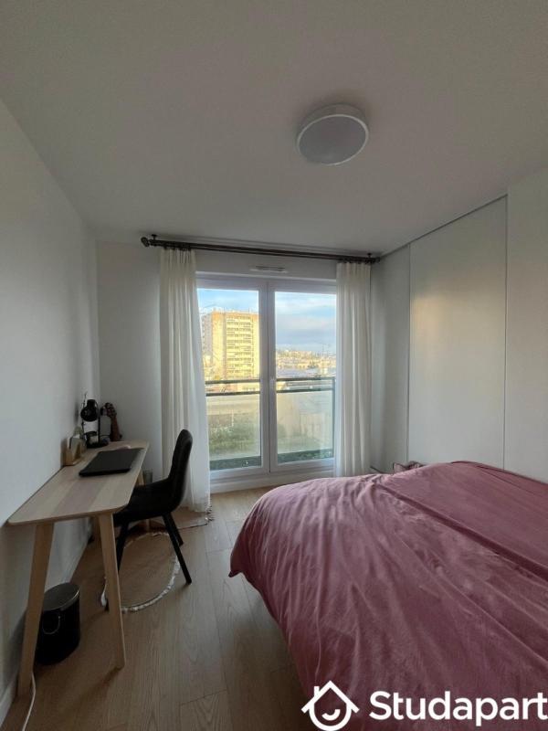 Chambre - 10 m² - 1 pièce