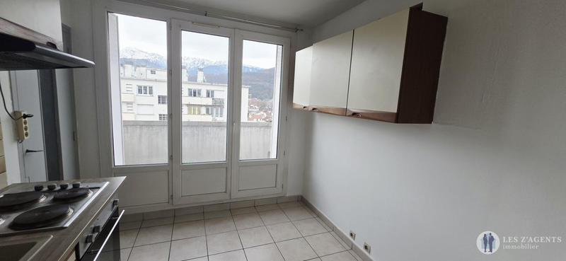 Appartement - 66 m² - 4 pièces
