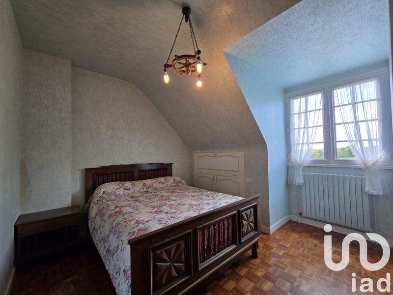 Maison - 185 m² - 8 pièces