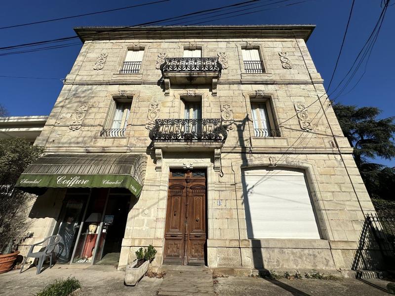 Appartement - 79 m² - 4 pièces