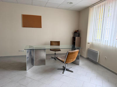 Local commercial - 83 m²
