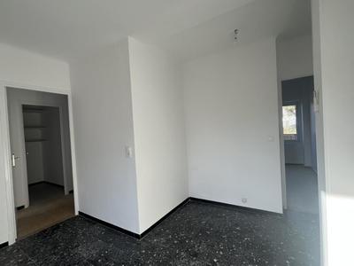 Appartement - 79 m² - 4 pièces