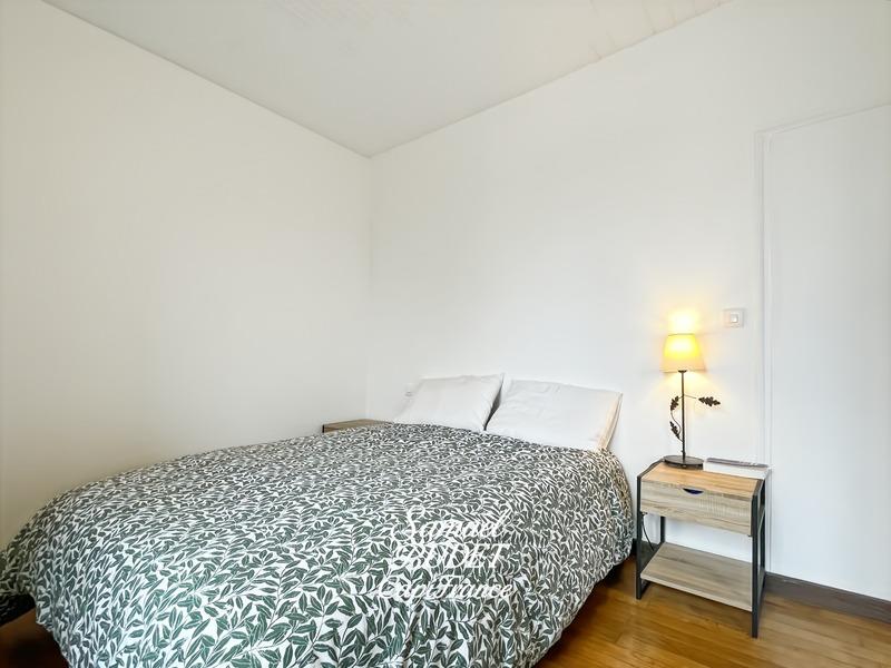 Maison - 245 m² - 7 pièces