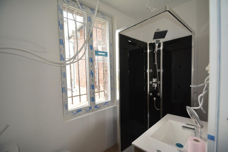 Maison - 320 m² - 16 pièces