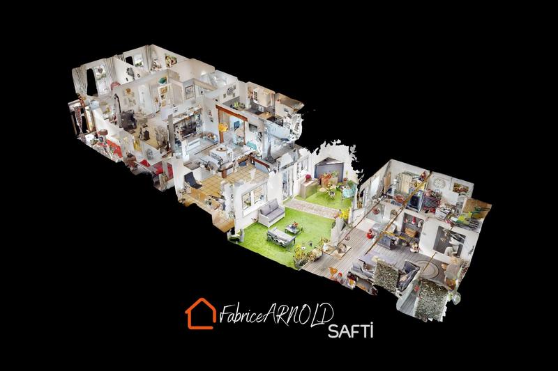 Maison - 140 m² - 6 pièces