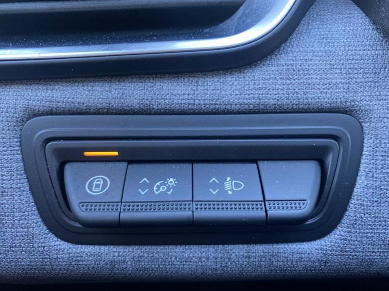 Renault Clio V Evolution E-Tech full hybrid 145 -24