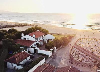 Maison - 200 m² - 6 pièces