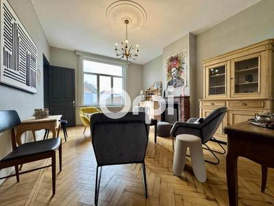 Maison - 228 m² - 7 pièces