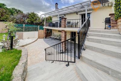 Maison - 150 m² - 5 pièces