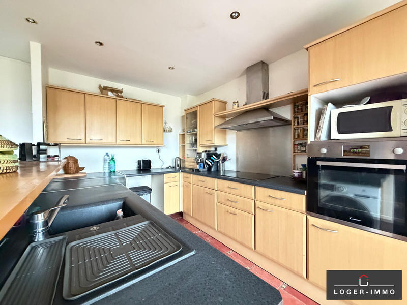 Appartement - 99 m² - 4 pièces