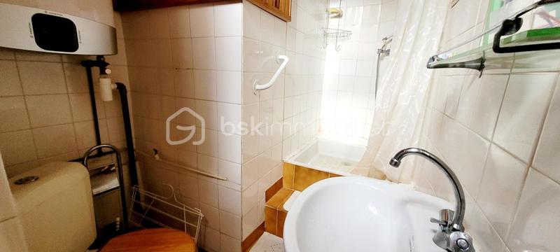 Maison ancienne - 243 m² - 15 pièces