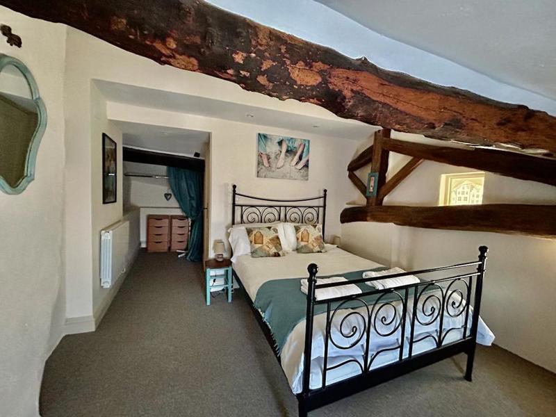 Maison - 511 m² - 24 pièces