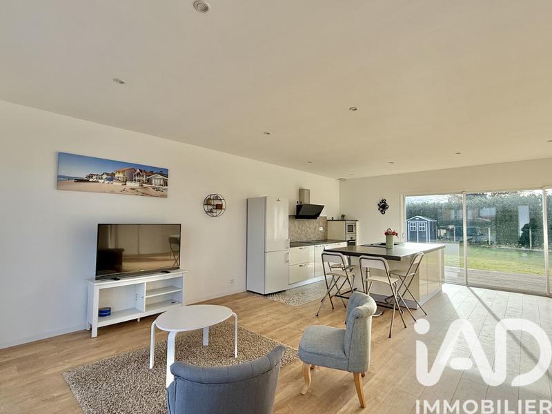 Maison - 104 m² - 4 pièces