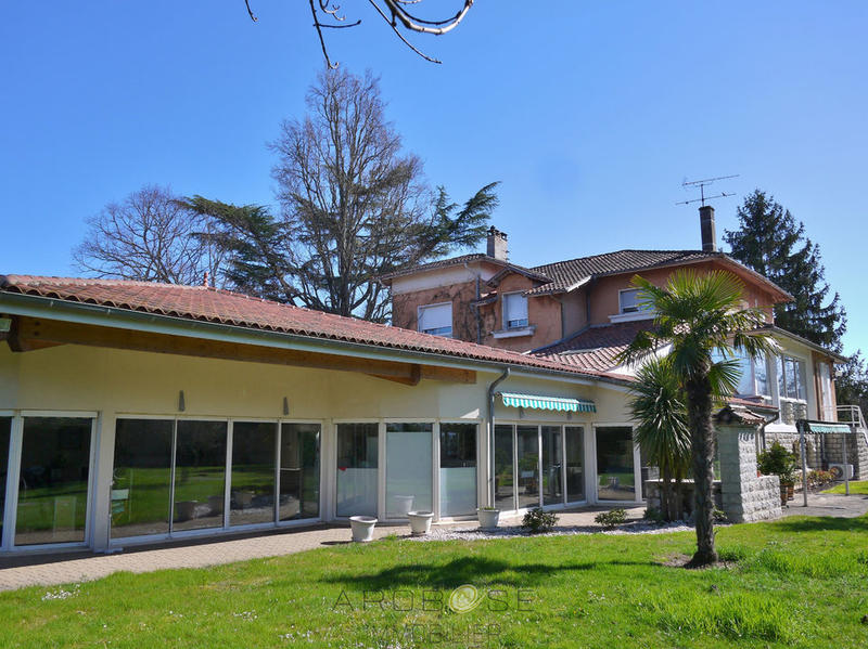 Maison bourgeoise - 500 m² - 10 pièces