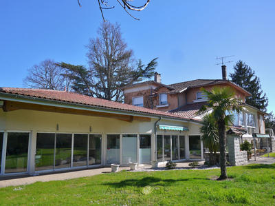 Maison bourgeoise - 500 m² - 10 pièces