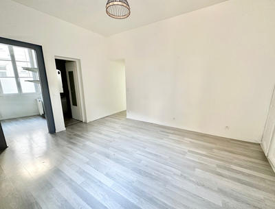 Appartement - 49 m² - 3 pièces