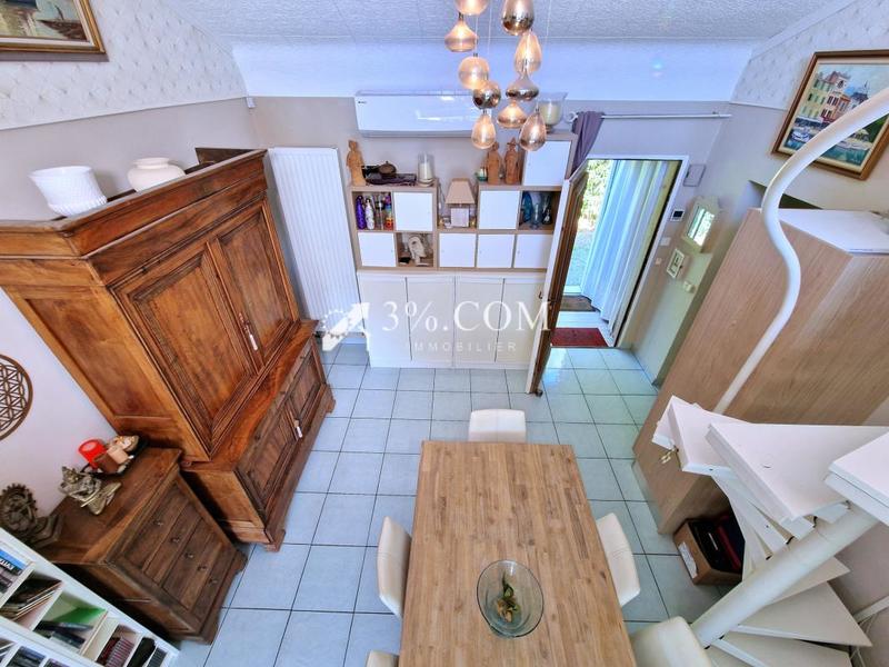 Maison - 96 m² - 5 pièces