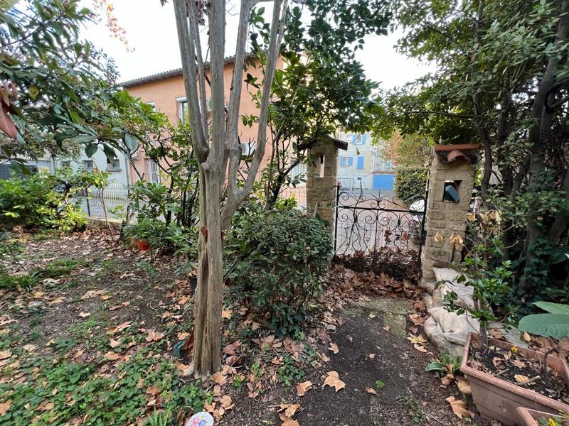 Maison - 230 m² - 6 pièces