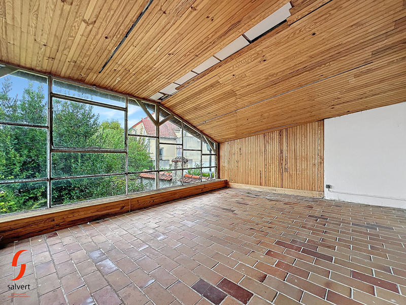 Maison - 95 m² - 5 pièces