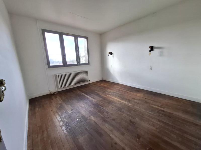 Maison - 91 m² - 5 pièces