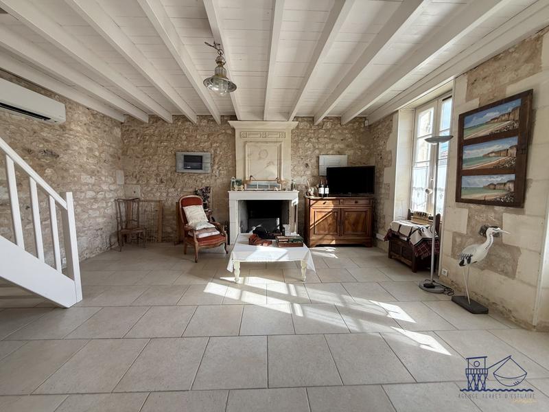 Maison ancienne - 117 m² - 4 pièces