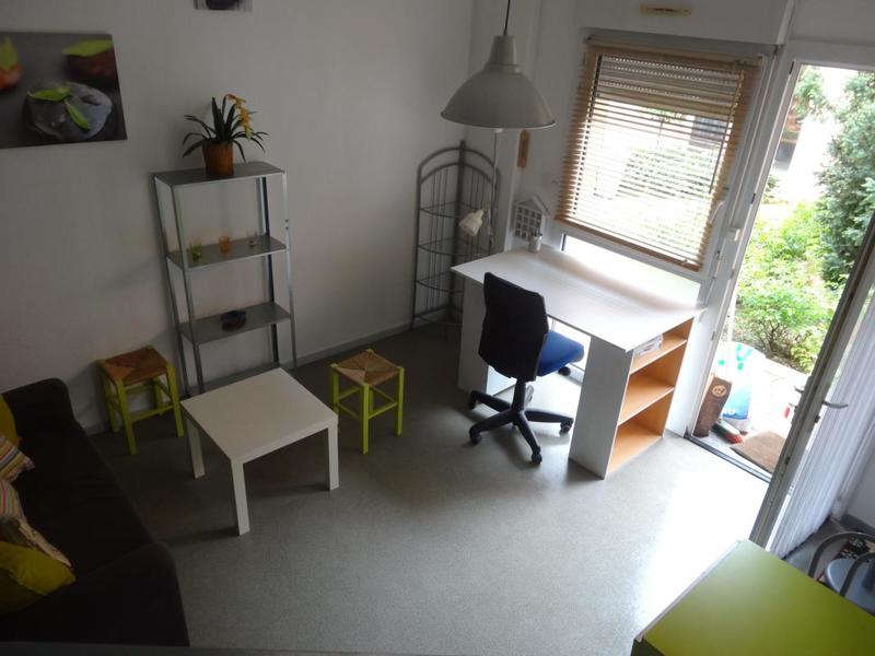 Studio - 25 m² - 1 pièce