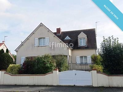 Maison - 187 m² - 7 pièces