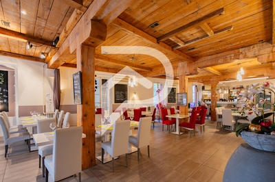 Fonds de commerce - 261 m²