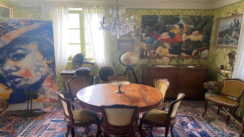 Propriété - 240 m² - 11 pièces