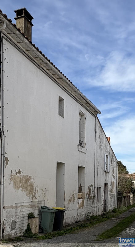 Maison - 173 m² - 9 pièces