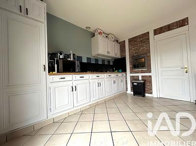 Maison - 298 m² - 8 pièces