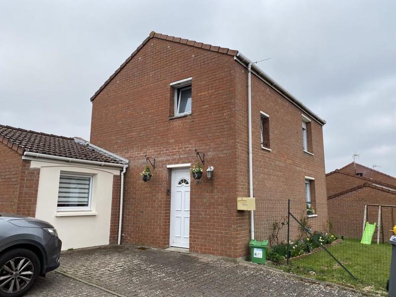 Maison - 106 m² - 7 pièces