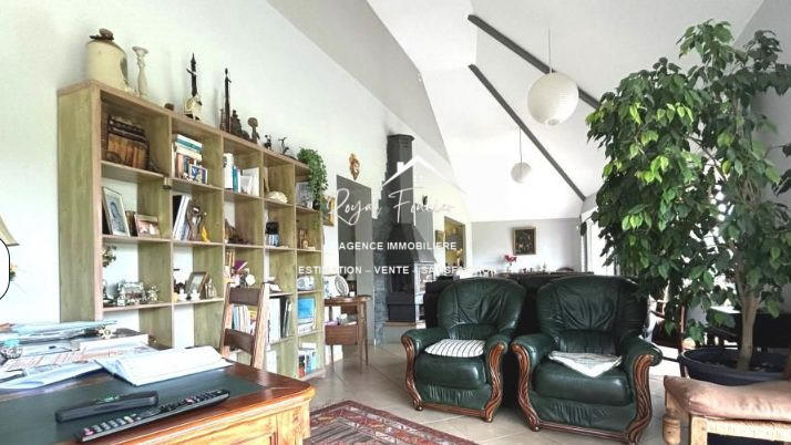 Maison contemporaine - 187 m² - 5 pièces