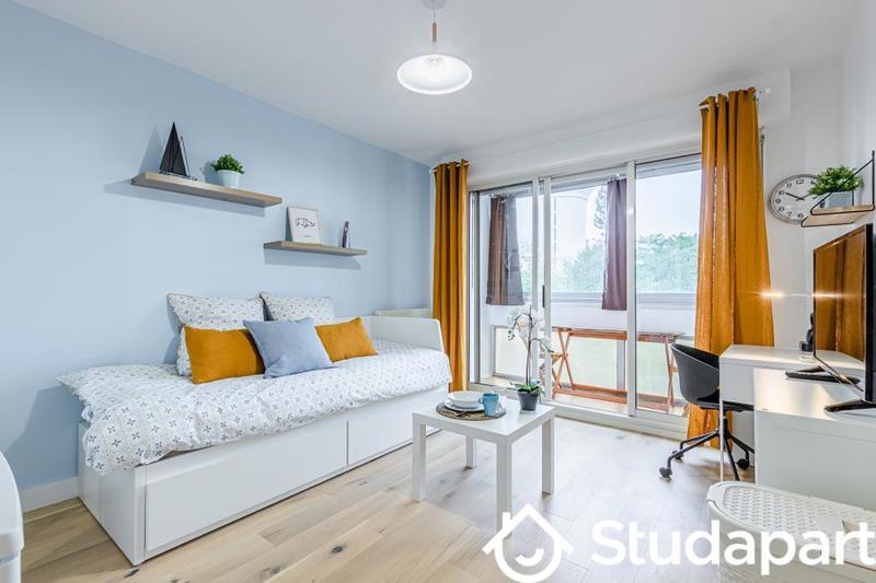 Chambre - 10 m² - 1 pièce