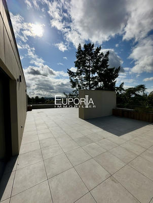 Appartement - 127 m² - 4 pièces