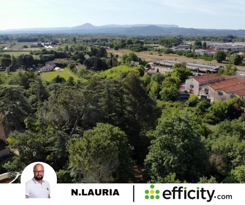 Maison - 185 m² - 9 pièces