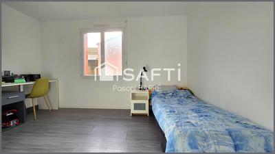 Maison - 93 m² - 4 pièces