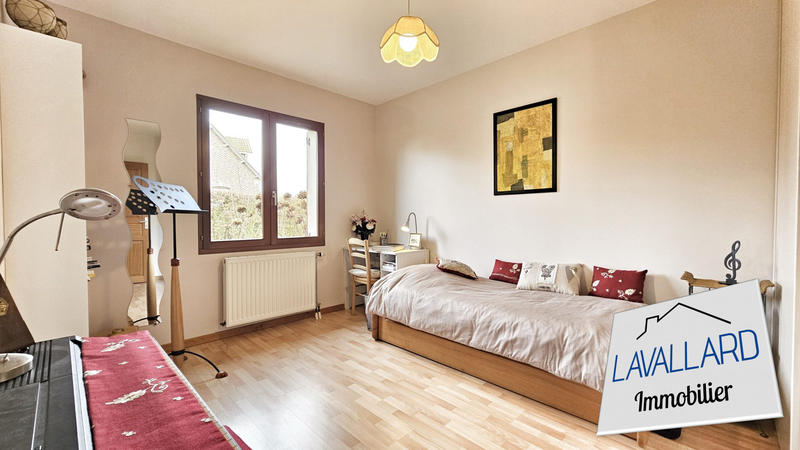 Maison - 178 m² - 8 pièces