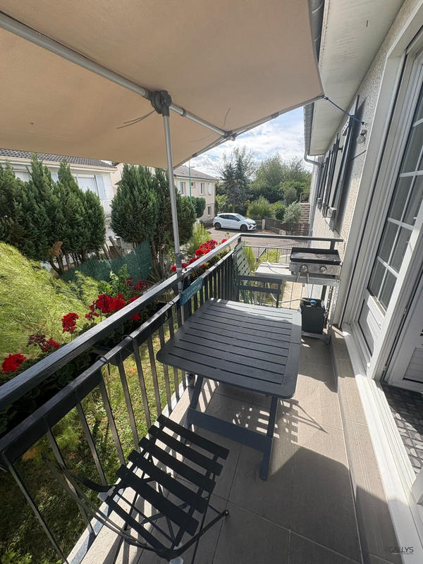 Maison - 90 m² - 6 pièces