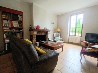 Maison - 137 m² - 6 pièces