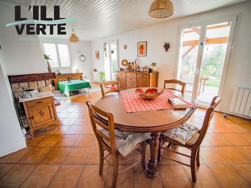 Maison - 90 m² - 5 pièces