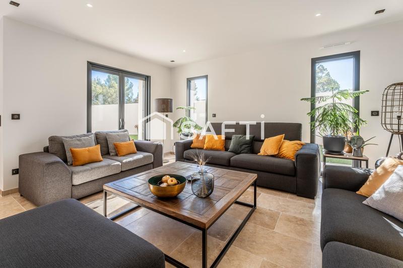 Maison - 181 m² - 6 pièces