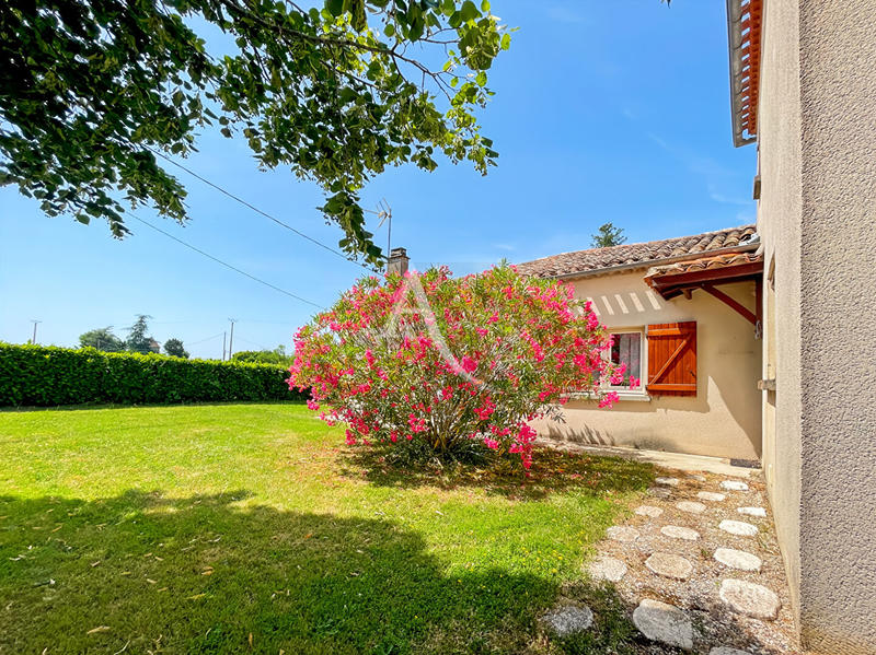 Maison - 143 m² - 6 pièces