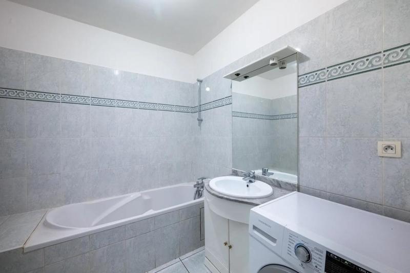 Appartement - 67 m² - 2 pièces