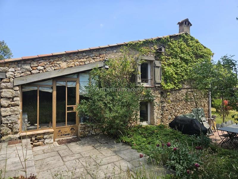 Maison - 166 m² - 7 pièces