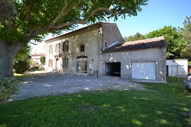 Maison - 258 m² - 6 pièces